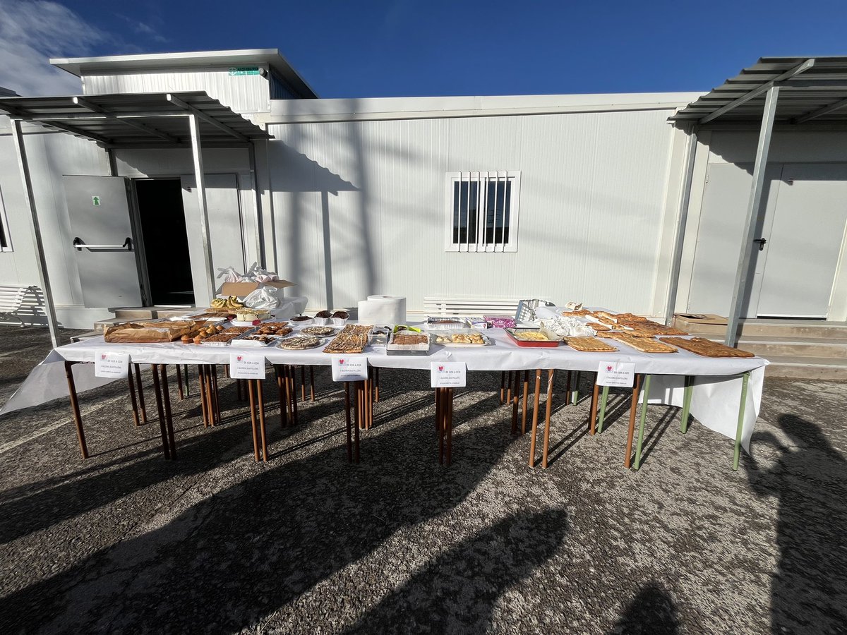 Esmorzar casolà a favor de les víctimes de la DANA. El grup “De cor a cor L’Alcora” s’encarregarà d’ajudar directament a famílies afectades pel desastre. Moltes gràcies al professorat i a l’alumnat per la seua implicació.