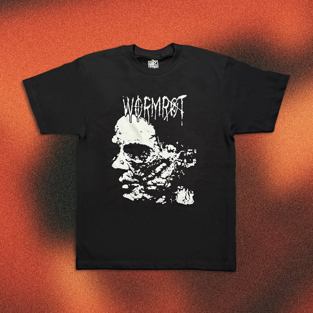 Wormrot's tweet image. new 04.12 drop is now live
all previous season items on sale
wormrot.bigcartel.com