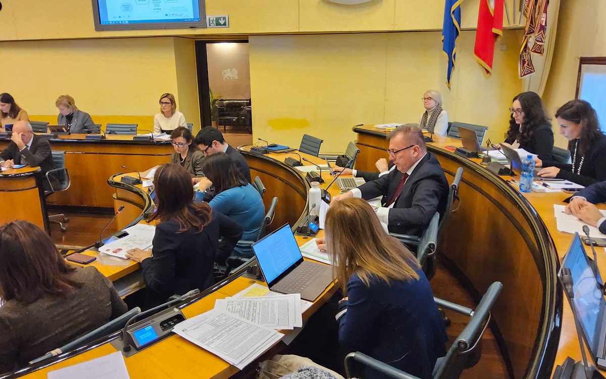 Consiglioveneto's tweet image. Prima commissione - Via libera al Rapporto 2023 sugli affari europei e al programma 2025 del #Corecom Veneto
tinyurl.com/4x94ut2c