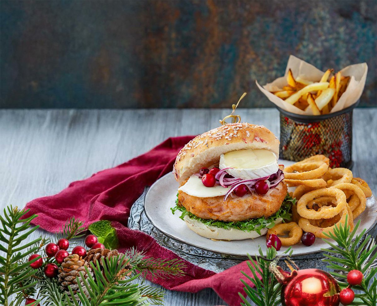 uswstaff's tweet photo. 👉A choice of mouthwatering Christmas food is available at Stilts, Treforest Campus and Zone, Glyntaff Campus from Monday 2 December.🎄🎅
https://t.co/uONBBPcOzq https://t.co/EDguxBaA5d