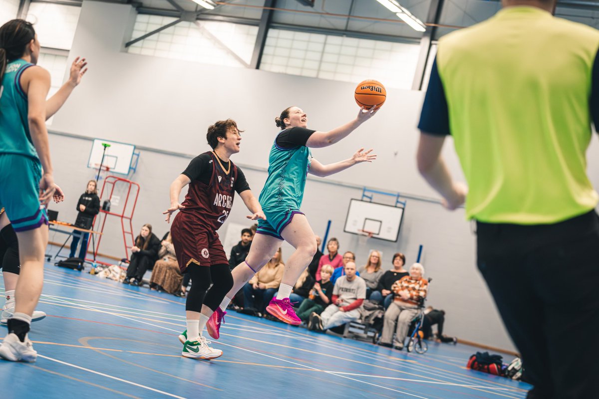 Ryan Lee tweet media