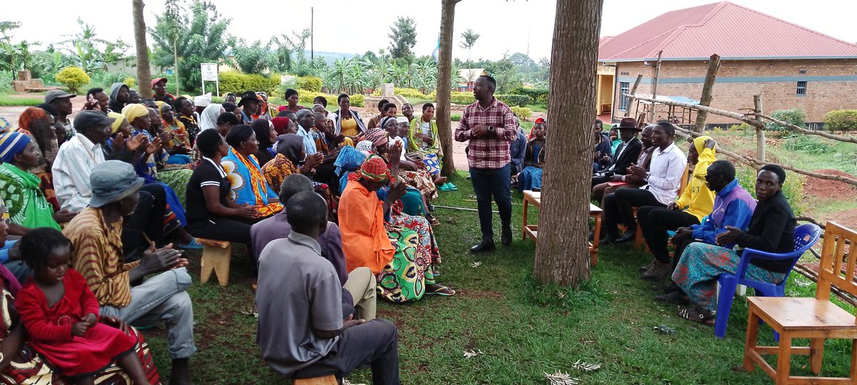 Rurengesec's tweet photo. None@Rurenge sector kuwa 3/12/2024 hizihirijwe umunsi mpuzamahanga w'Abafite ubumuga kunsanganyamatsiko igira iti Kuzamura Uruhare rw' abantu bafite ubumuga* mu miyoborere, twubaka ejo hazaza* .
Ibyaranze umunsi
- Ikiganiro kumavu n’amavuko y’umunsi mpuzamahanga wabafite ubumuga https://t.co/fGptLaSzAP