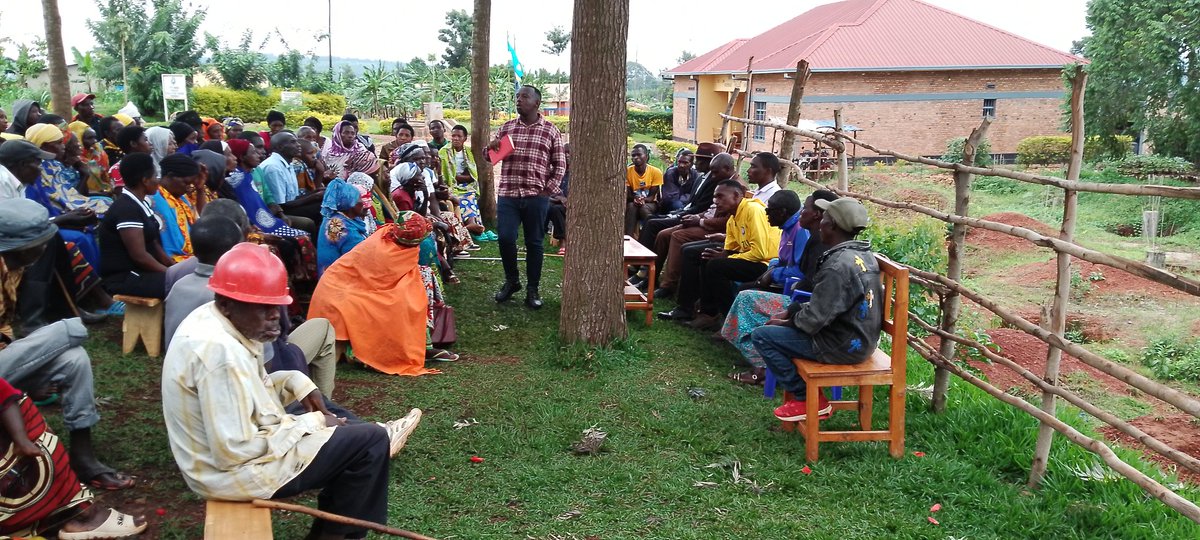 Rurengesec's tweet photo. None@Rurenge sector kuwa 3/12/2024 hizihirijwe umunsi mpuzamahanga w'Abafite ubumuga kunsanganyamatsiko igira iti Kuzamura Uruhare rw' abantu bafite ubumuga* mu miyoborere, twubaka ejo hazaza* .
Ibyaranze umunsi
- Ikiganiro kumavu n’amavuko y’umunsi mpuzamahanga wabafite ubumuga https://t.co/fGptLaSzAP