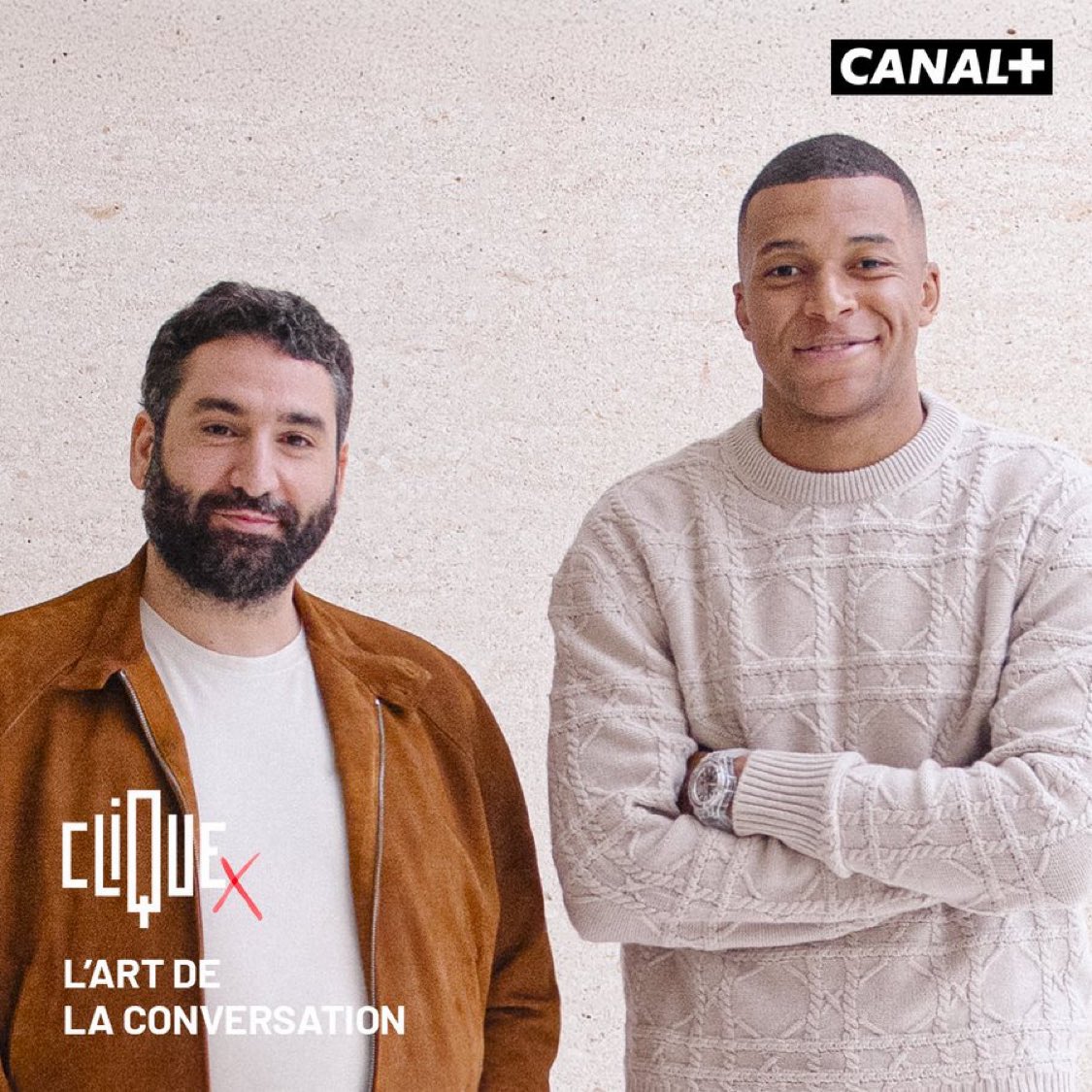 ActuFoot_'s tweet photo. Kylian Mbappé 🇫🇷 sera l’invité de Mouloud Achour ce dimanche 8 décembre pour un numéro exceptionnel de @CliqueTV où le Français se confiera en exclusivité. 🎙️ https://t.co/cPOXhbuTAz