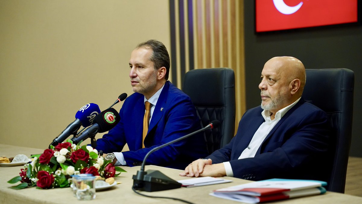 rprefahpartisi's tweet photo. Genel Başkanımız Dr. Fatih Erbakan, Hak-İş Genel Başkanı Mahmut Arslan’ı ziyaret etti. https://t.co/gW3n4tCiWa