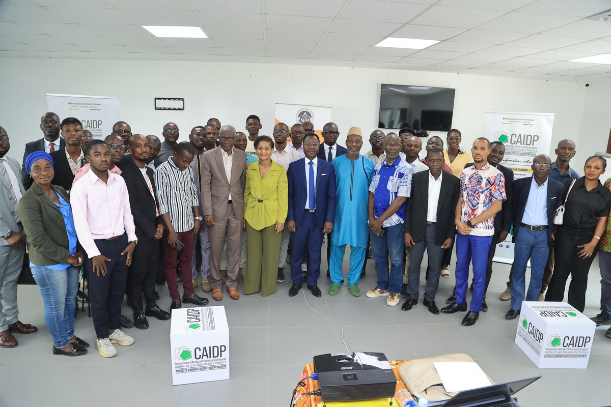 📰 Journalisme d’investigation : un outil clé pour la transparence !

Lors d’un atelier organisé par la CAIDP à la Maison de la presse , les journalistes ont exploré les forces &amp; limites de la loi sur l’accès à l’information. 

#Transparence #Médias #CAIDP #CIV