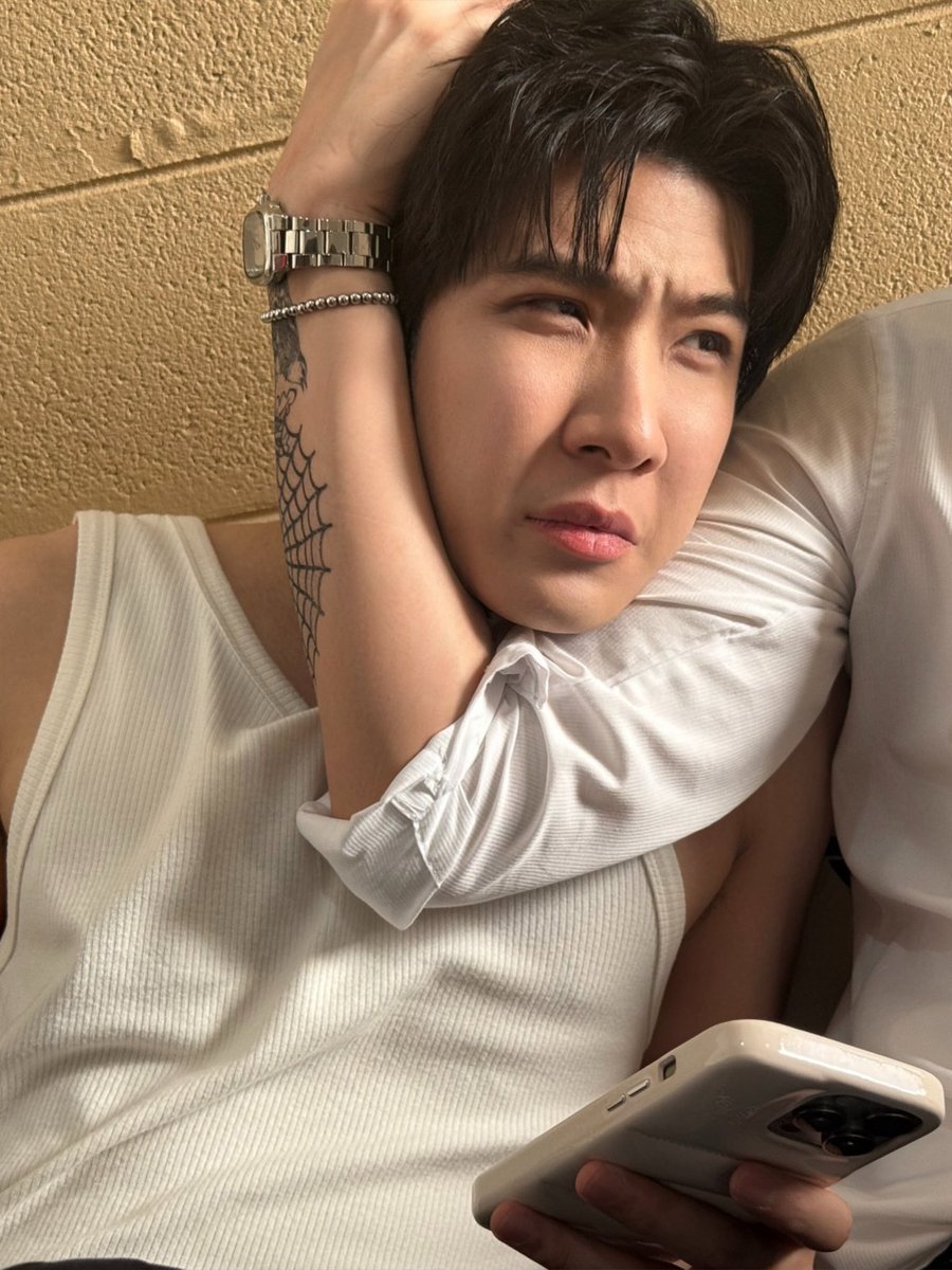 paynovawati's tweet photo. @ChenRcj 😭😭😭😭🤣

#TheHeartKillersEP3 https://t.co/AJfHaaiyQh