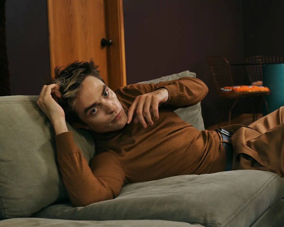 thomspttnsn's tweet image. fucking hell