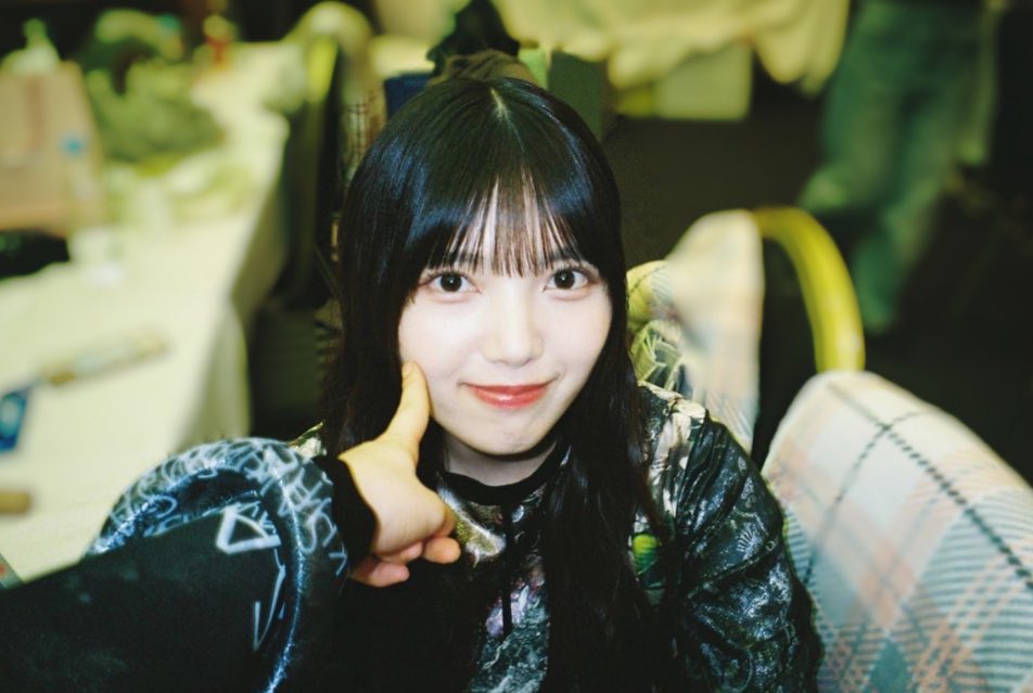 rina__yunana's tweet photo. 【拡散希望】
莉菜ちゃんの卒業セレモニーがどうなるのか、まだ正式な発表がありません。
9年半もグループを支えてきてくれた莉菜ちゃんがこのまま卒業になるのはあまりにも悲しいです。
1人でも多く声をあげて、延期開催を実現させたいです。
#上村莉菜ちゃんの卒業セレモニーの延期開催を求めます https://t.co/vWbpSZIAui