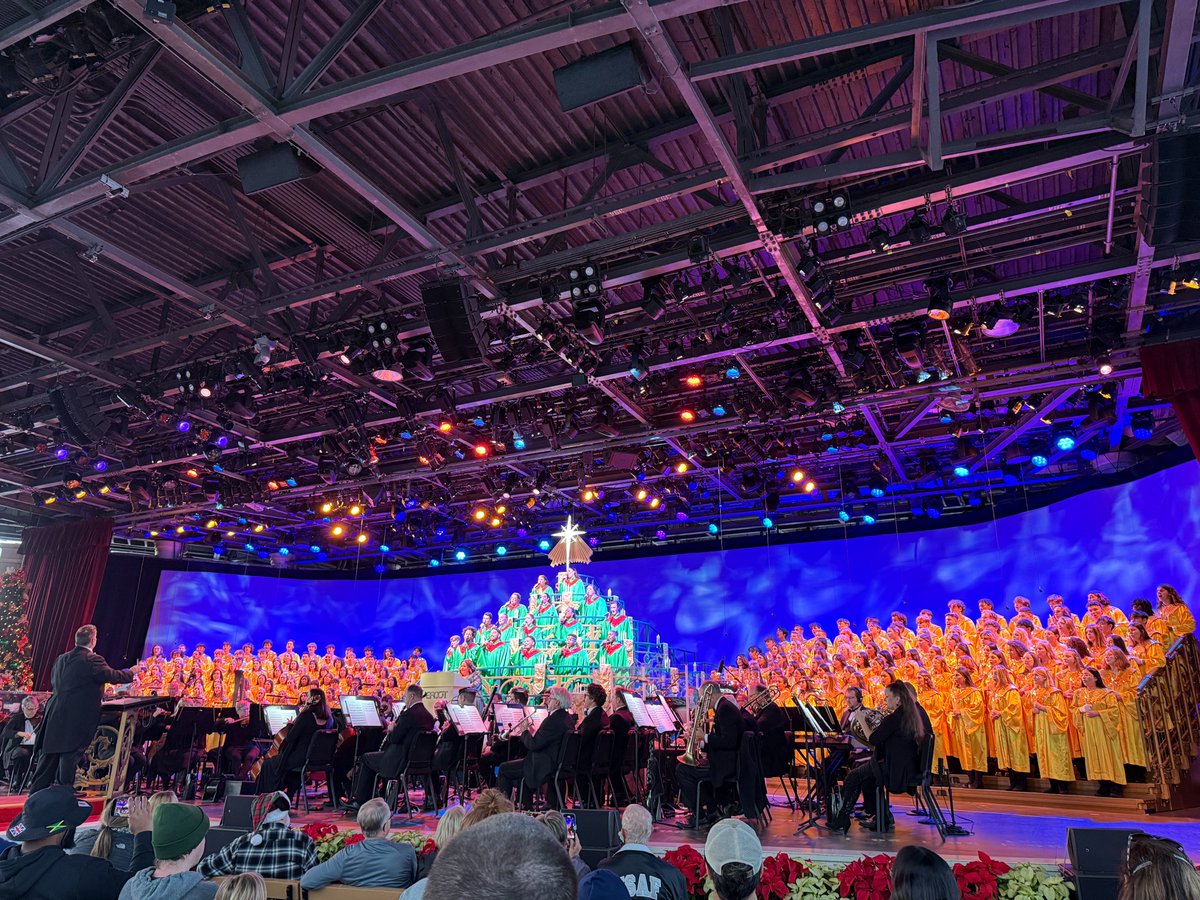 #PCChorus students were selected to perform in Disney World's iconic Candlelight Processional, a time-honored tradition that brings together elite choirs from across the nation to perform alongside Disney's orchestra, celebrity narrators, and professional musicians! 🎶✨🏰