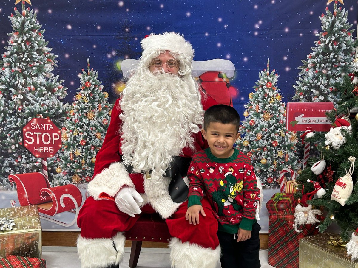 Vardeman_ AISD (@vardeman_aisd) on Twitter photo <a href="/Vardeman_AISD/">Vardeman_ AISD</a> must be on Santa’s nice list because we got a special visit from Santa Claus! <a href="/orfelinda_todd/">Orfelinda Todd</a> <a href="/VerniqueMathis/">Vernique Mathis</a> <a href="/Ms_anatoledo/">Ana Toledo</a> <a href="/Vardeman_AISD/">Vardeman_ AISD</a> must be on Santa’s nice list because we got a special visit from Santa Claus! <a href="/orfelinda_todd/">Orfelinda Todd</a> <a href="/VerniqueMathis/">Vernique Mathis</a> <a href="/Ms_anatoledo/">Ana Toledo</a>