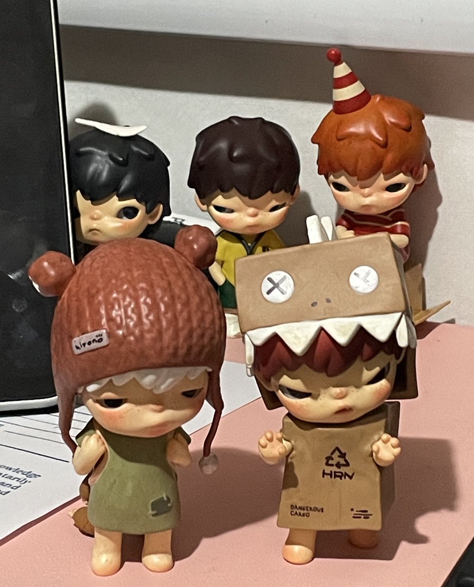 the family are growing! 

as usual may nagtatampo na 😆