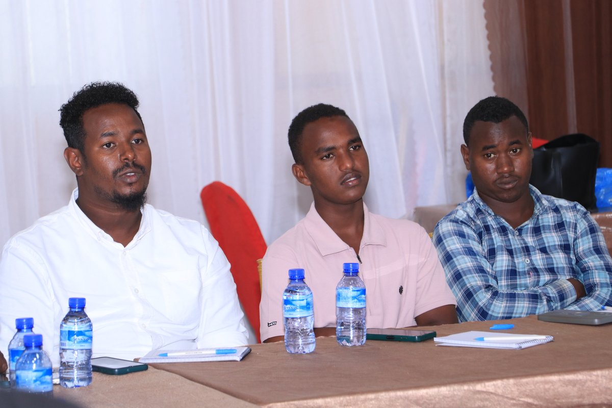 wsfsomalia's tweet photo. @wsfsomalia has concluded a multistakeholder workshop to strengthen community protection mechanisms in Somalia by increasing collaboration between authorities, NGOs, leaders &amp; reviewing existing protection policies. Together we’re leading the call for better #Protetion4Women. https://t.co/2WVBeZRt8L