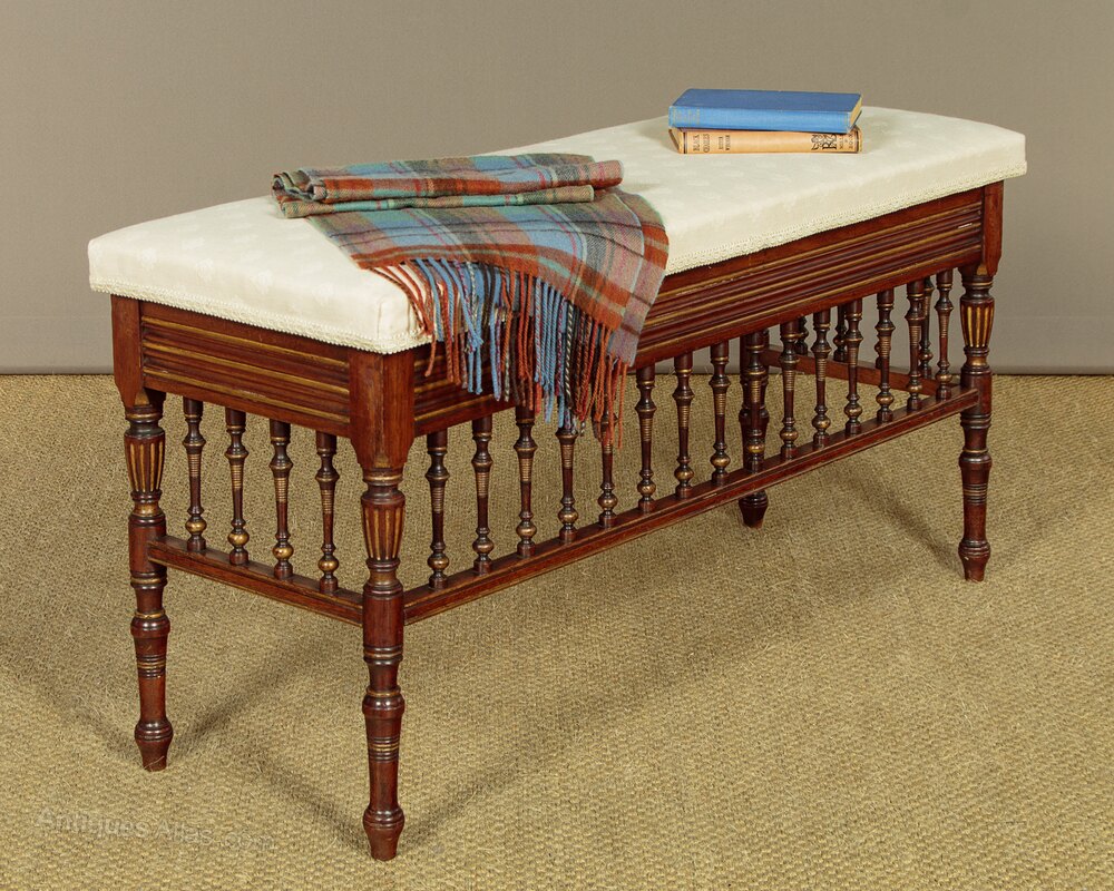 antiques_atlas's tweet image. 🎄For sale on Antiques Atlas we have this Walnut Duet Stool c.1890 antiques-atlas.com/antique/walnut… 🎄Nice fabric so have a closer look
#antiques From Collinge Antiques @CollingeAntique  
#antiquefurniture #antiquestool #antiqueduetstool #antiquepianostool #pianostool #duetstool