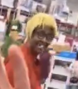 <a href="/FearedBuck/">FearBuck</a> The lady with the yellow hair was enjoying every second of this exchange 💀