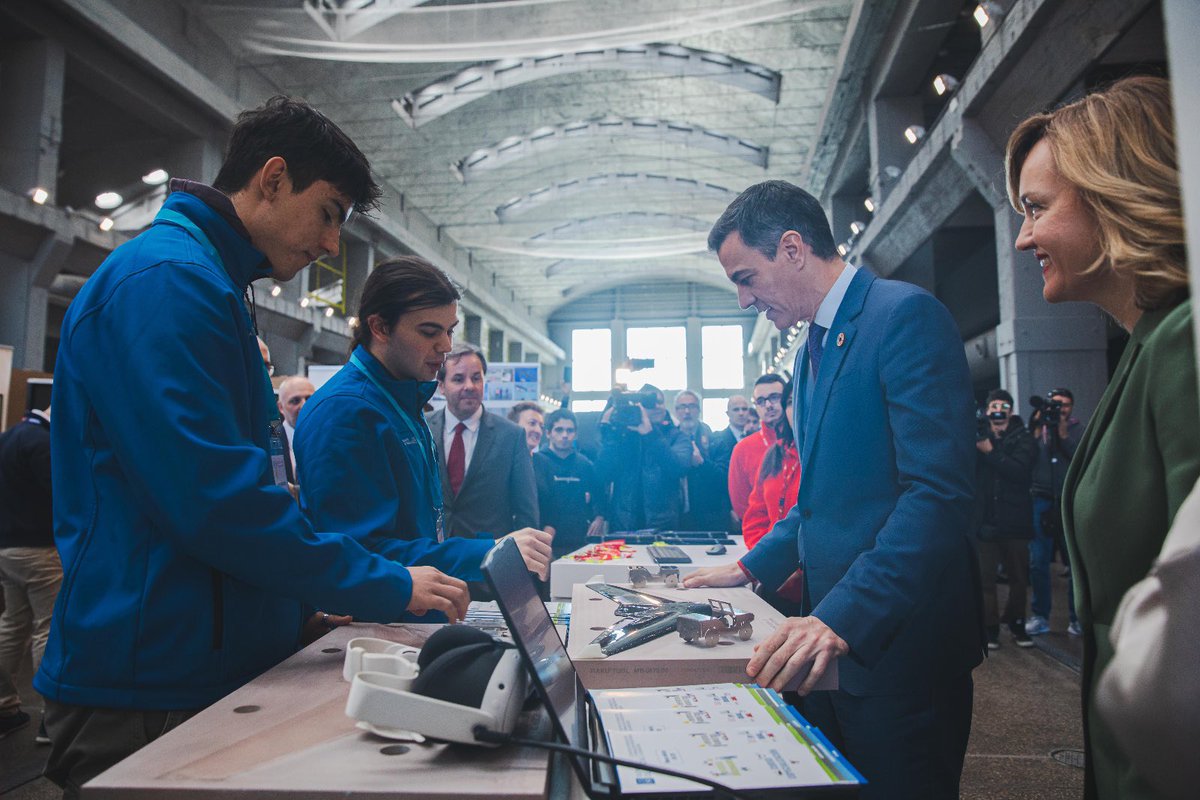 Pilar Alegría tweet media