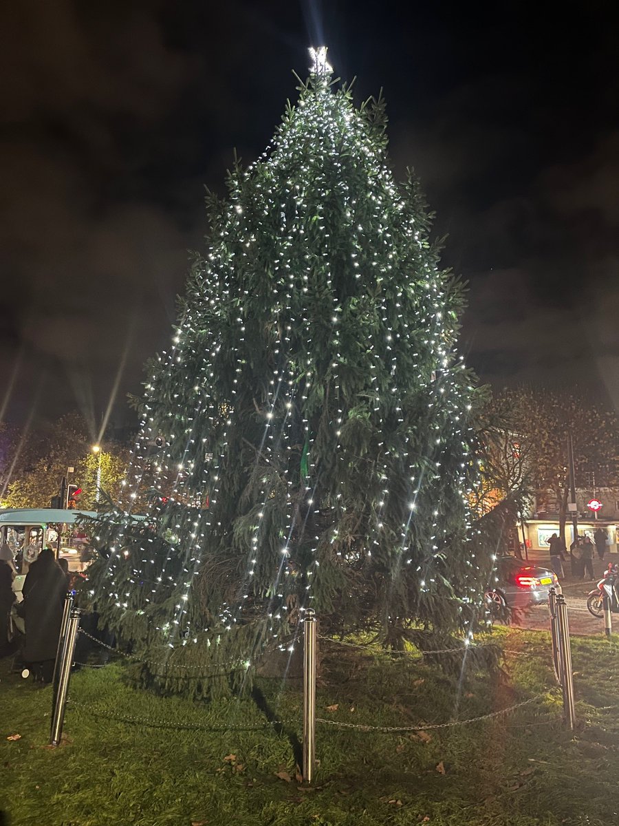 🌟That’s a wrap for our Christmas Light Up events in Redbridge for 2024!

However, The South Woodford Society have organised  a local event for this Friday, 6 December from 3.30pm onwards at George Lane, South Woodford. 

Everyone is welcome to enjoy:

🎄Official Christmas Lights
