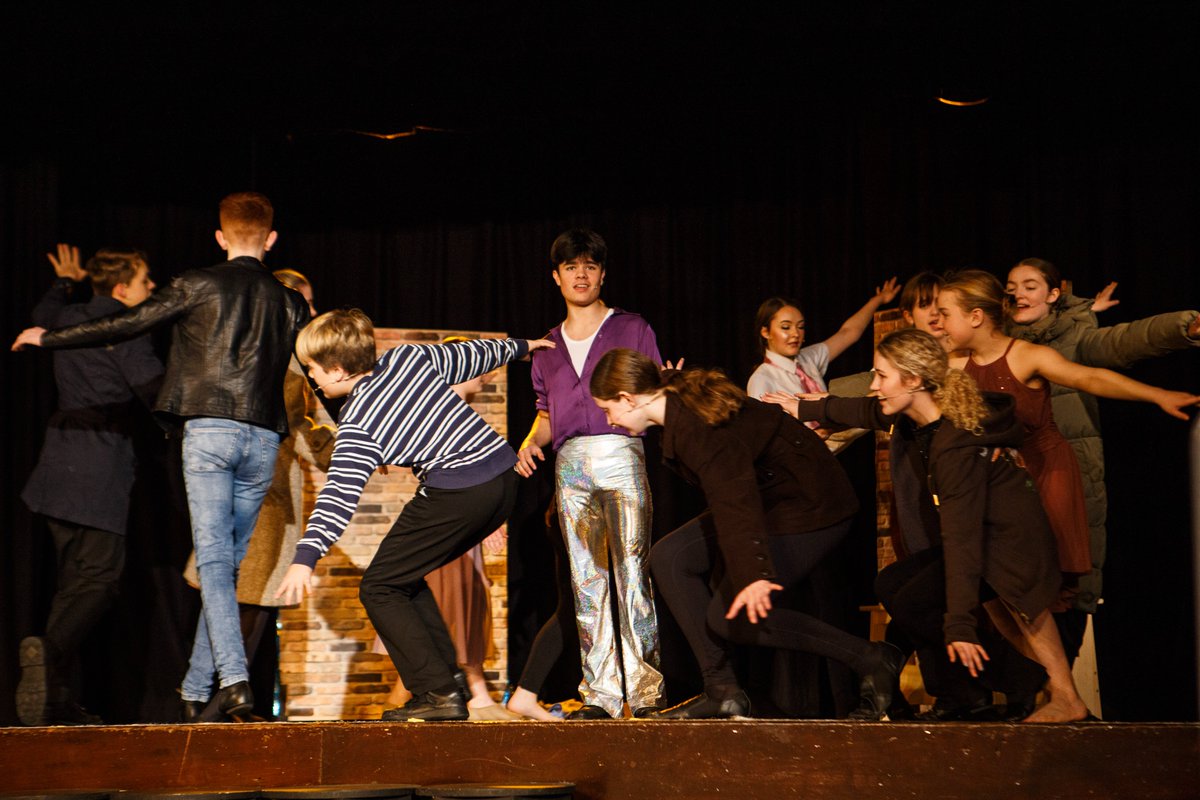 Full gallery from our technical run of Sister Act Jr, click the link to view!

kettlethorpehigh.co.uk/in-photos-sist…