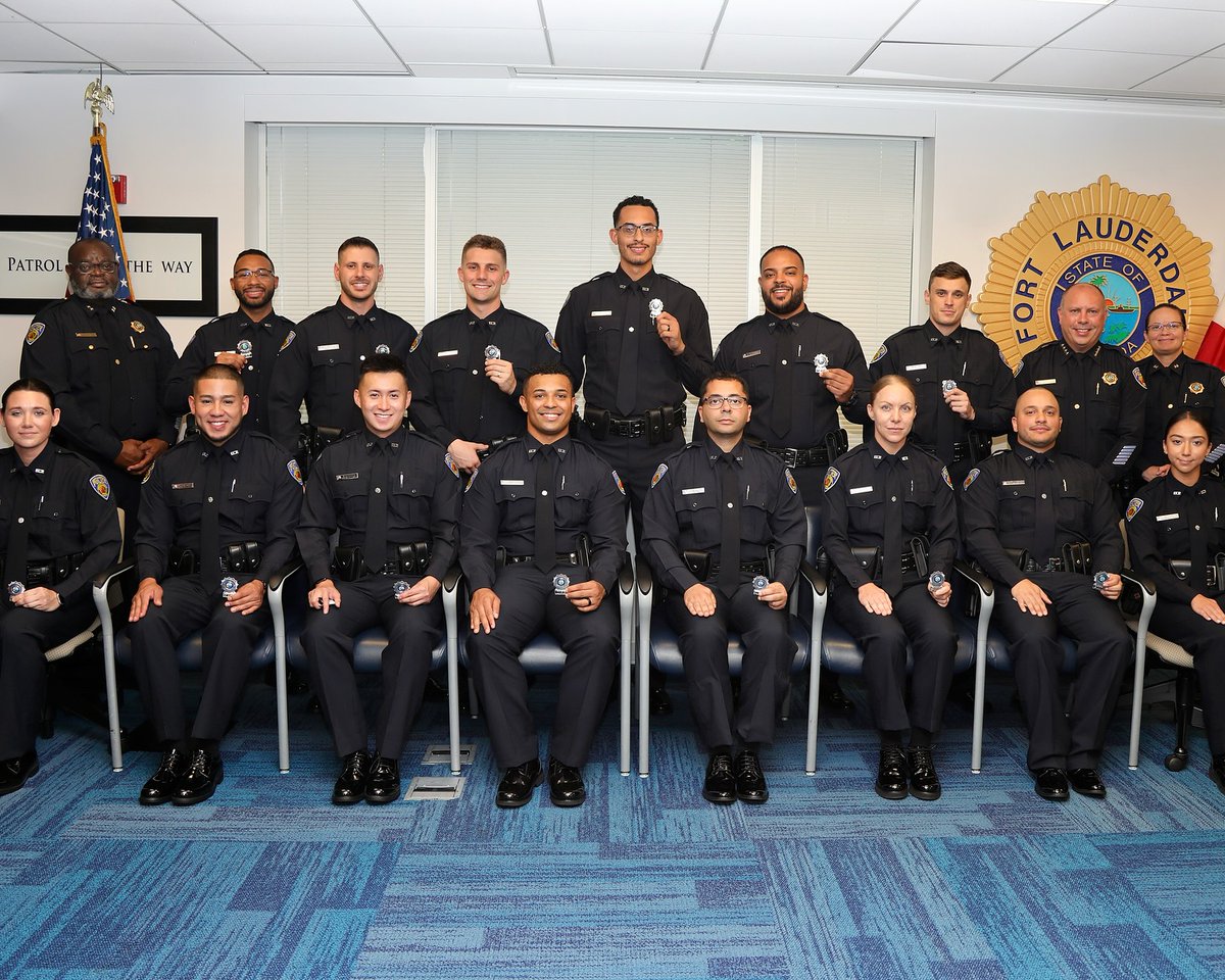 ftlauderdalepd's tweet photo. #FLPD is thankful for our newest police officers and detention officers! Congratulations to each of you who worked hard to reach this milestone. Your commitment, perseverance, and passion for making a difference inspire us all. #JoinFLPD https://t.co/Pag0QLHSGS