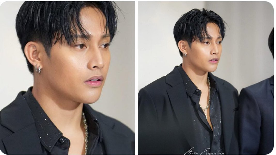 chibababy1's tweet photo. Habang tumatagal parang mas nagfofocus na ako sa music/merch niya. Di ko na napapansin itsura niya.

Char lang... Pogi nya dito.. pano maooverlook yung kapogian ano ako bulag 😳

Oh oh oh #recentpics #Felip #Ken #SB19 https://t.co/dbMOeBFabG
