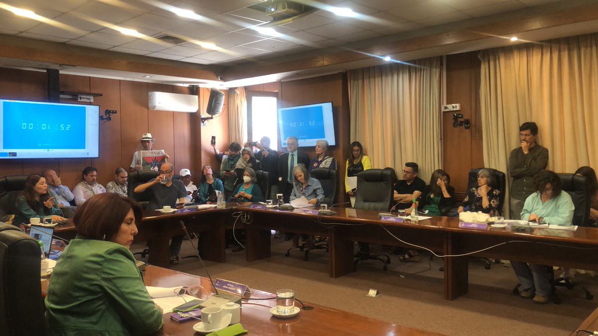 PiensaPrensa's tweet photo. AHORA | LA COMUNA DE ÑUÑOA ELIMINA EL NOMBRE DE LA CALLE REPÚBLICA DE ISRAEL, Y RETOMA SU NOMBRE, NUEVA ÑUÑOA.
https://t.co/dfDsn3oZPO