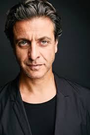 merlinpapin3's tweet photo. .@FredOL69007 On souhaite un Bon Anniversaire à #AdamLevy qui a 54 ans on peut le voir dans
Industry
The Witcher
SuperGirl
Knightfall
Snatch
Inspecteur Gently https://t.co/aHawZSxrAT