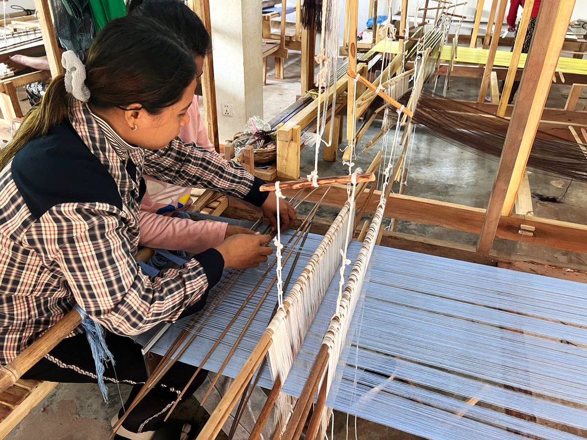 UNESCOCambodia's tweet photo. 🎉UNESCO congratulates Cambodia for the inscription of the Krama onto the Representative List of the #IntangibleCulturalHeritage of Humanity 🧵 🇰🇭
👉Learn more about this unique expression of Cambodian culture, and the efforts made to preserve it here https://t.co/xBzEFIohov https://t.co/0MaRZ5O28S