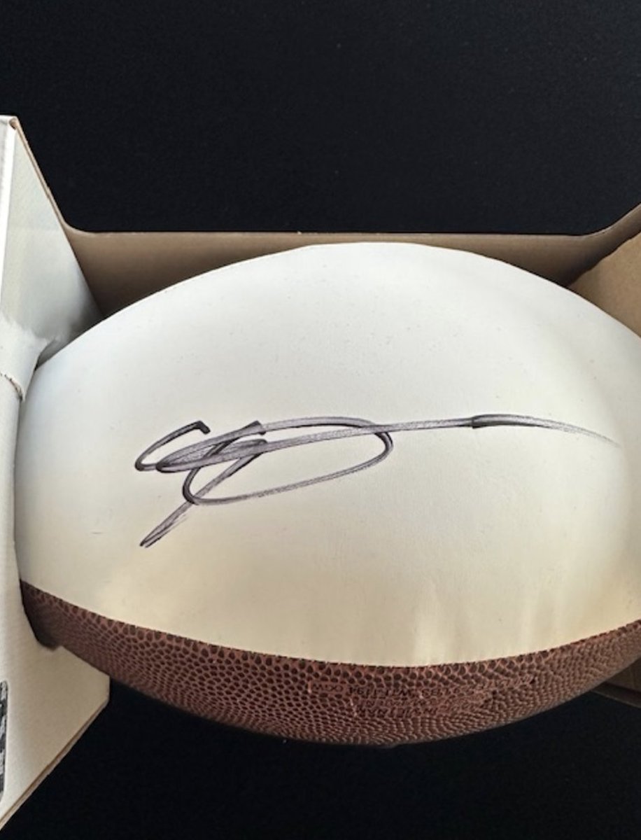 whyhunger's tweet image. Last chance to score BIG!

Bid to win 4️⃣ Coaches Club tickets to a NY Jets home game &amp;amp; a signed football by Sauce Gardner!  Every bid helps us end hunger. ️

Bid now before it&apos;s too late: ow.ly/a4fL50UkkmK #Bid2Win #NYJets #EndHunger