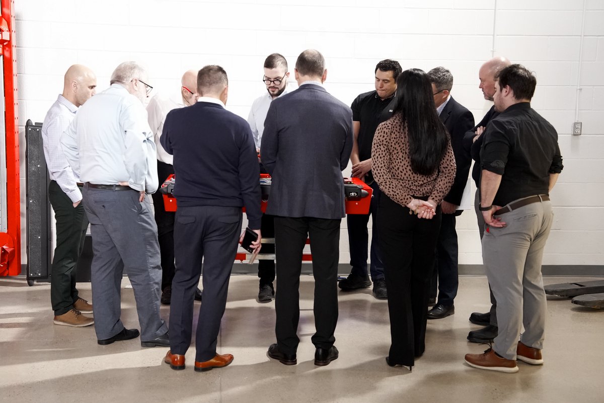 radioshuttle's tweet photo. Recently, we had the pleasure of welcoming TWENTY of @johnstonequip's finest material handling experts to our newly opened Radioshuttle® Studio! 🎉

The full-day affair was an intensive download of information. 

Here’s to growing partnerships and setting new standards! https://t.co/t7JCZSq2OC