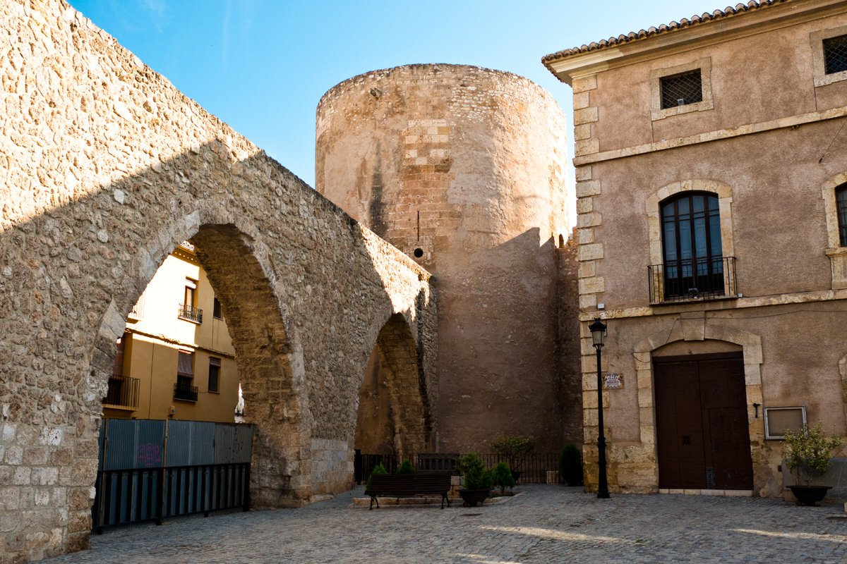 cat7cents's tweet photo. Sogorb, una vila rica en història i patrimoni.

Per als qui no la coneixeu, Sogorb mereix una visita. Sogorb és la discutida Segobriga romana (que alguns atribueixen a Saelices, Conca) i la Suburb àrab. Vila fortificada a l'Edat Mitjana i seu episcopal de la diòcesi de ... https://t.co/VVcP1xQ2Kf