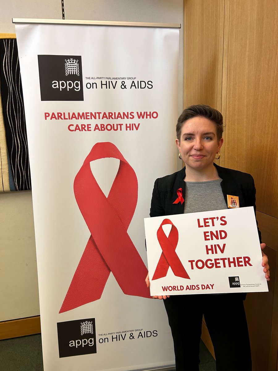 carla_denyer's tweet image. Sunday was #WorldAIDSDay

The UK aims to end new HIV cases by 2030. @TheGreenParty MPs support this, and will advocate for a joined-up approach, including:
👉Expand HIV testing
👉Increase PrEP access including online
👉Combat stigma

Together the UK can achieve this goal #ZeroHIV