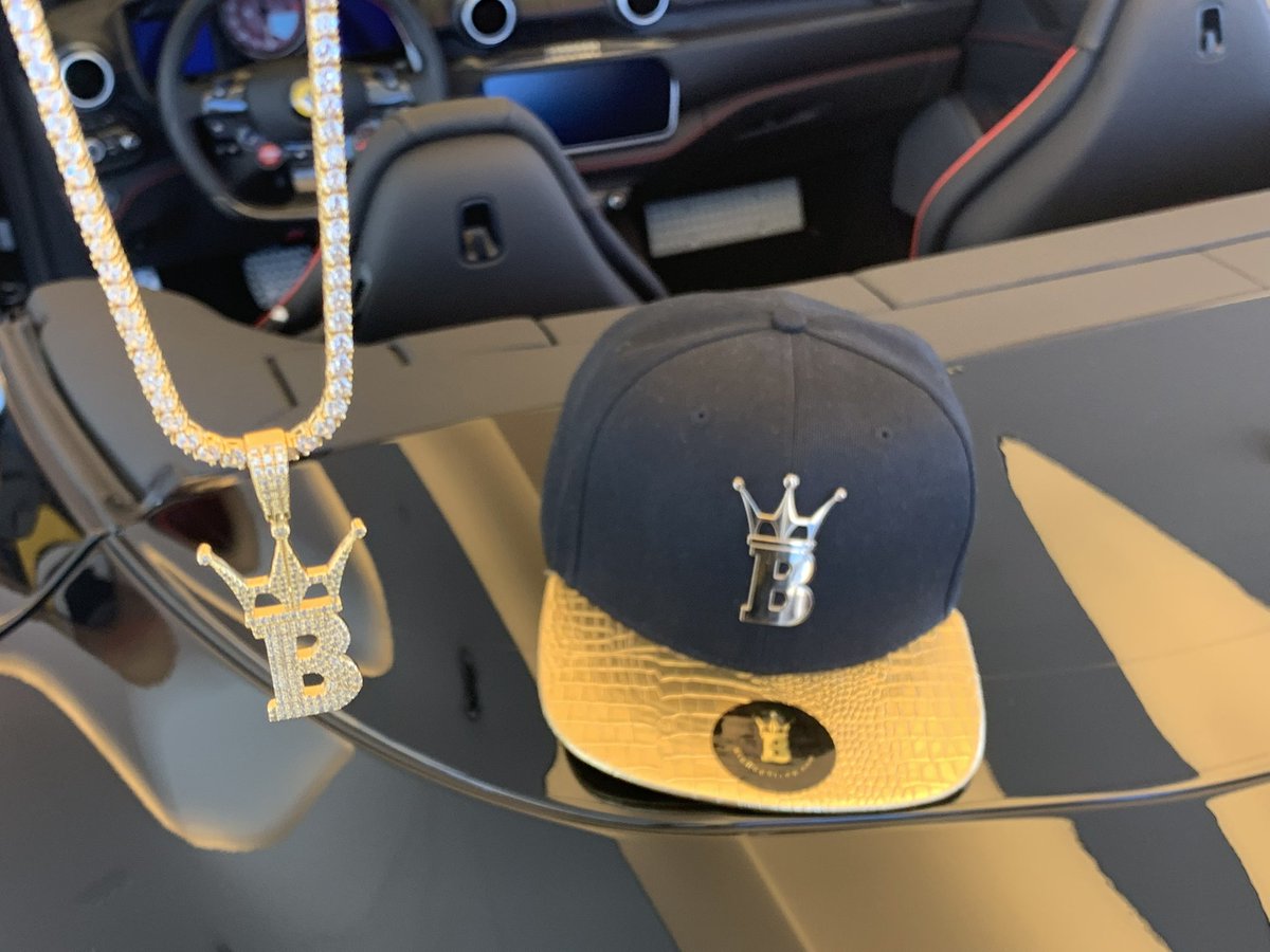 IvanHipHopBling's tweet photo. https://t.co/qVdom4yO6K  @hiphopbling
Bling Bling All Day- 25% OFF EVERYTHING - PROMO CODESave25 
#hiphop #hiphopbling #bling #model
#money #cash #1 #tbt #fashion #style #nature  #luxury #baller #jewels #jewelry #blingbling #cubans #chritsmas #sale https://t.co/LZkH5iFWyH