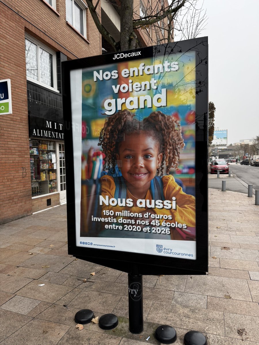 J’ai la plus belle délégation du monde 😍 #Education <a href="/VilledEvryCourc/">Ville d'Évry-Courcouronnes</a>