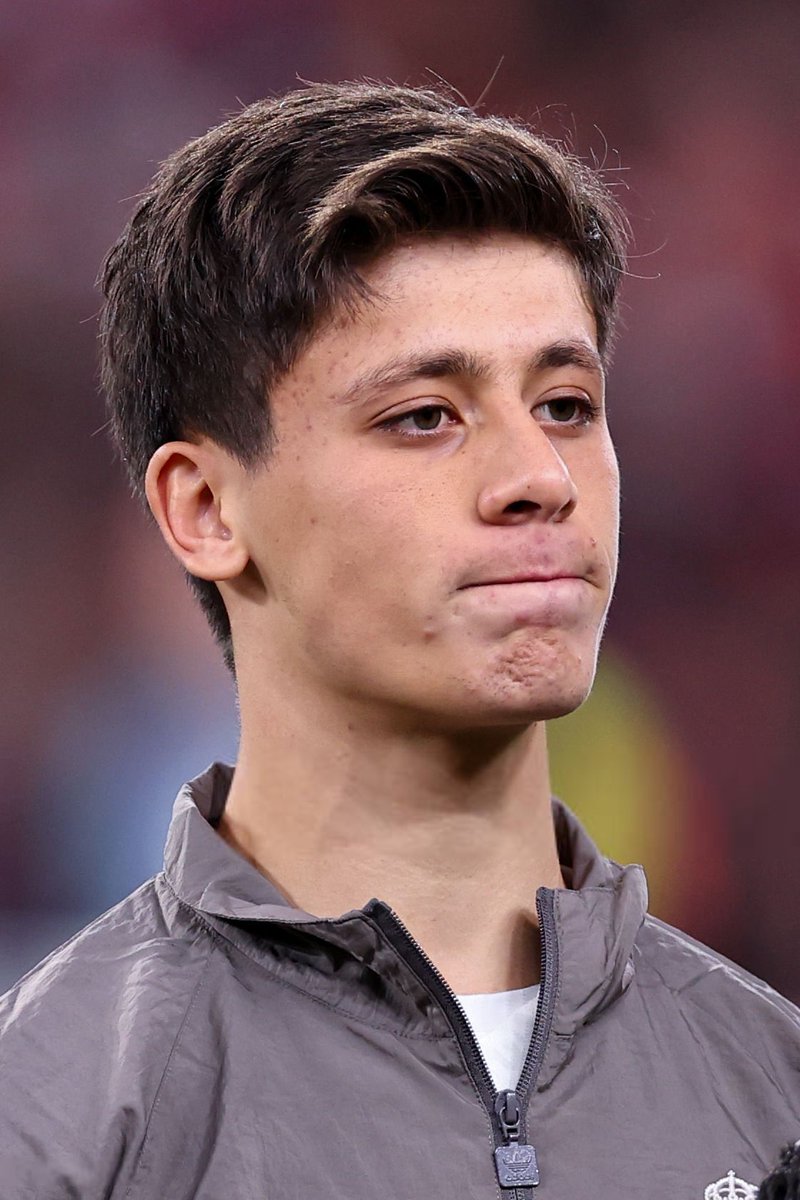 (fan) REAL MADRID FANS 🤍 tweet media