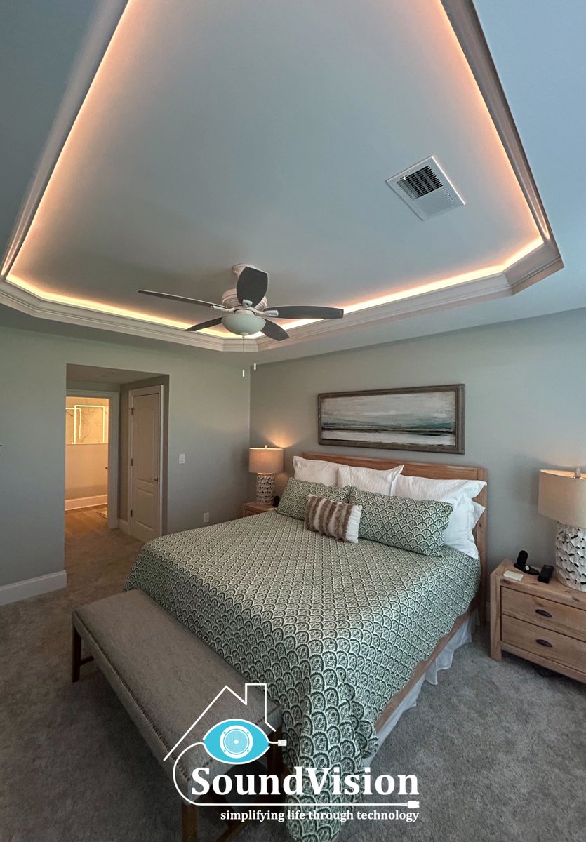 soundvisionlkn's tweet image. Check out this lighting installation recently integrated in a luxurious beach condo! 🏝️

#linearlighting #tapelight #lightingdesign #lightingcontrol #homeautomation #smarthome