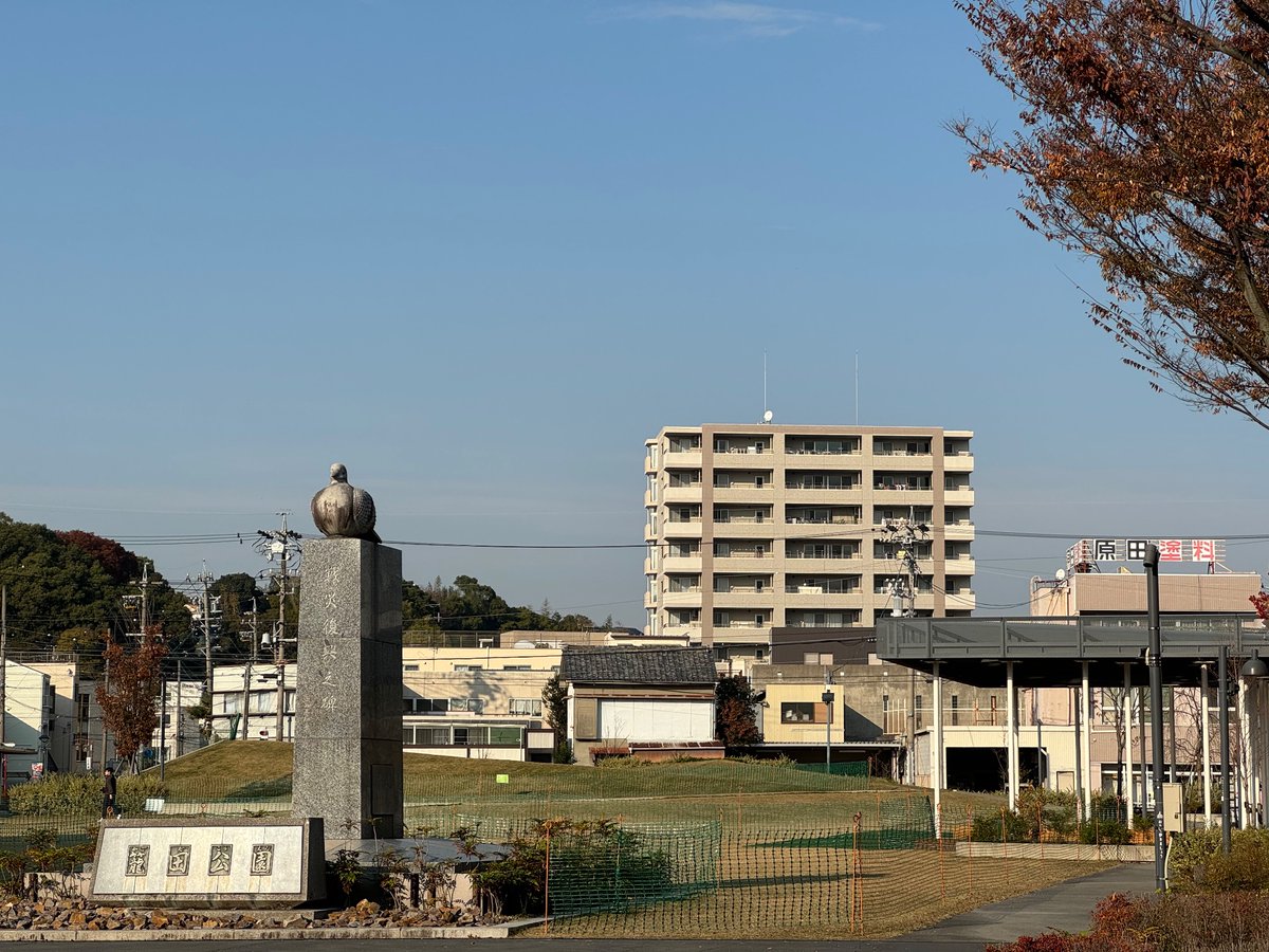 oyutter_'s tweet photo. 岡崎の日常は、妙に肌馴染みが良い。火水の店休日の多さは再訪の言い訳になるね。 https://t.co/8FZLfnWxi1