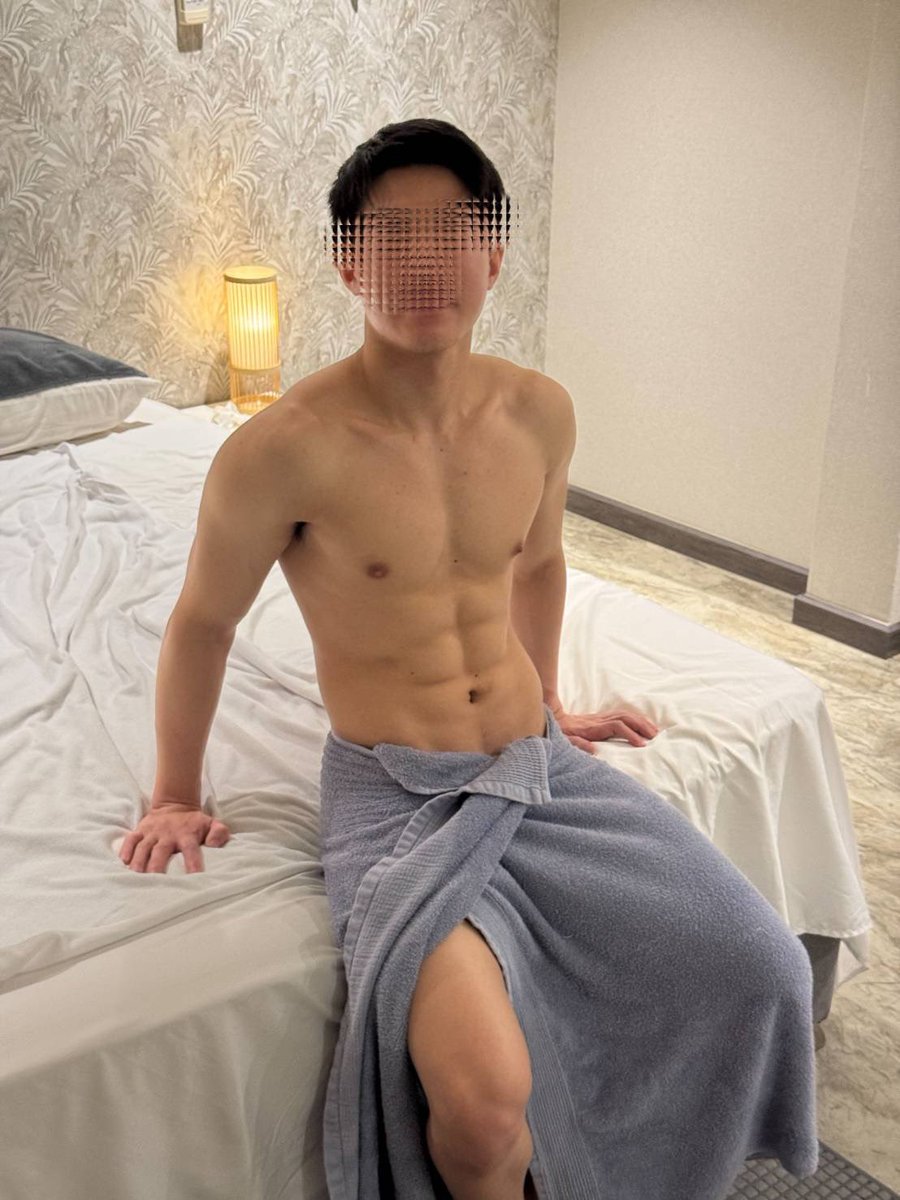 ShunJou's tweet photo. ม���อน้องก็ค่อย ๆ สอดเข้ามาใต้ตัวเรา จนเราต้องยกตัวขึ้นหน่อย ให้น้องเอามือมาจับ…เราได้ถนัด ๆ ตอนนั้นมือน้องก็จับของเราไป ปากน้องก็…. จนเราเริ่มขยับขา 🫣

🔥🔥อ่านรีวิวแบบละเอียดต่อในแอคล็อคนะครับ🔥🔥 https://t.co/qvCs7pIhRO