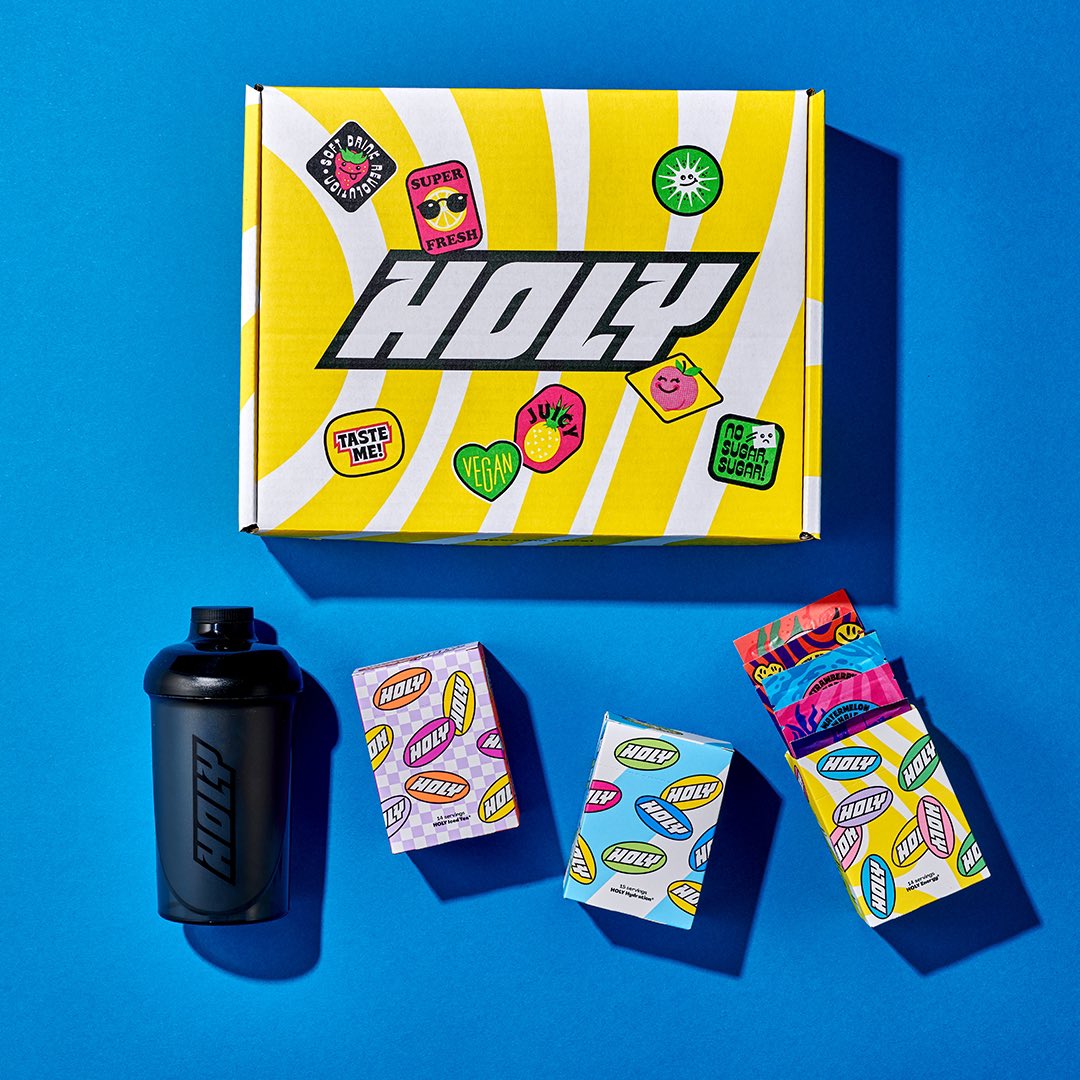 Viggy_Night's tweet photo. GIVEAWAY !

Pour les fêtes de fin d’années avec @holysquad_fr on vous fait gagner un pack DELUXE sur Twitter ET DEUX AUTRES sur Insta (Viggy_Night) et TikTok (ViggyNight) !!

Pour participer :
RT x FAV
Follow @Viggy_Night ET @holysquad_fr 
TAS le 15 décembre !