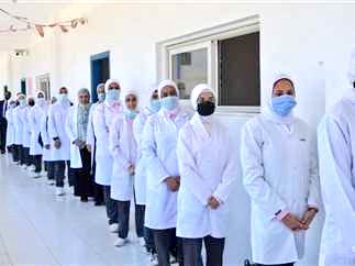 نحن مع التفاضل في التوظيف في حال وجود أعداد أكبر من الحاجة 

لكن في ظل تكدس الوافدين بوظيفة التمريض نجد أن التدريب المقرون بالتوظيف بناءً على نتائج التدريب والعمل أفضل من الاختبارت التعجيزية 

فالهدف الاسمى هو الاحلال  لخدمة الوطن وبناءه بسواعد ابناءه