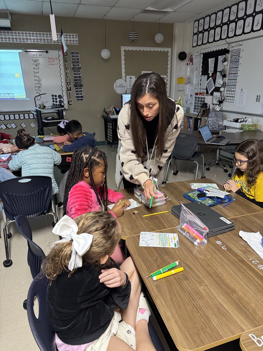 Lori Shaw tweet media