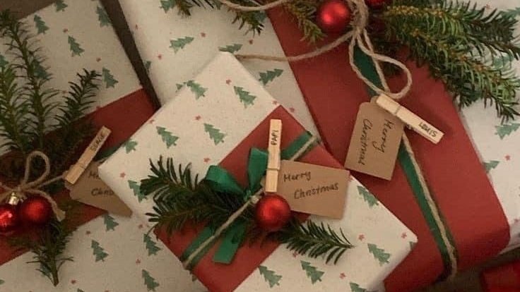 AcademiaDreams's tweet photo. Christmas preparations 🎀 https://t.co/uDVLUeVadW