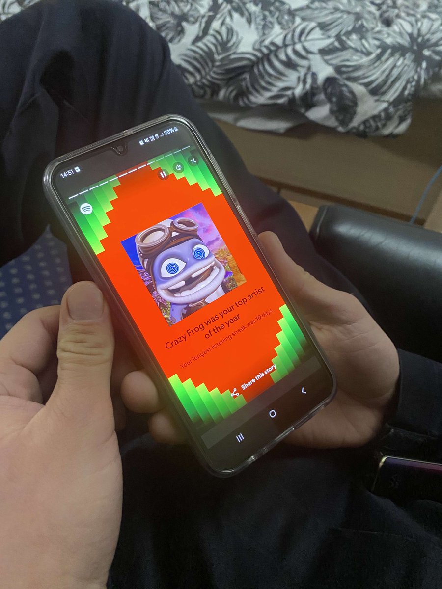 mary • ツ tweet media