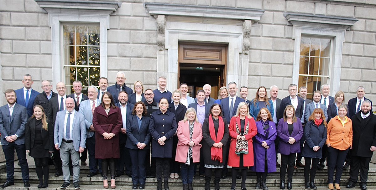 🇮🇪 39 Sinn Féin TDs! 

On the side of workers, families and communities. 

In your corner ready to stand up for you every single day. We’re not giving up. 

A better, fairer, united Ireland remains the goal. 

Now and always.