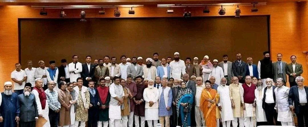 antiquotadu's tweet photo. ঐক্যবদ্ধ বাংলাদেশ আগামীর স্বপ্ন দেখায়✊
এ বাংলাদেশ নিয়ে ষড়যন্ত্র করার সাধ্য কার!
দুই জেনারেশনের সবাই আমরা ঐক্যবদ্ধ ✊
দেশের প্রশ্নে আজ সকল রাজনৈতিক দল এক কাতারে..
@ChiefAdviserGoB @bdbnp78 @BJI_Official @BDMOFA @NahidIslam_24 @AsifMahmud36 https://t.co/BsYEFp4YD3