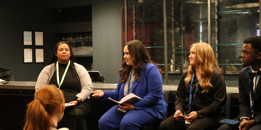 studentvoicesAL's tweet photo. The A+ Student VOICES Team joined the Alabama Opportunity Summit, connecting with leaders statewide to build a brighter future for Alabama students! 🎤 They rocked their student panel, sharing insights on the power of student voices in shaping education policy in Alabama. 👏 https://t.co/vaeJkQtke9