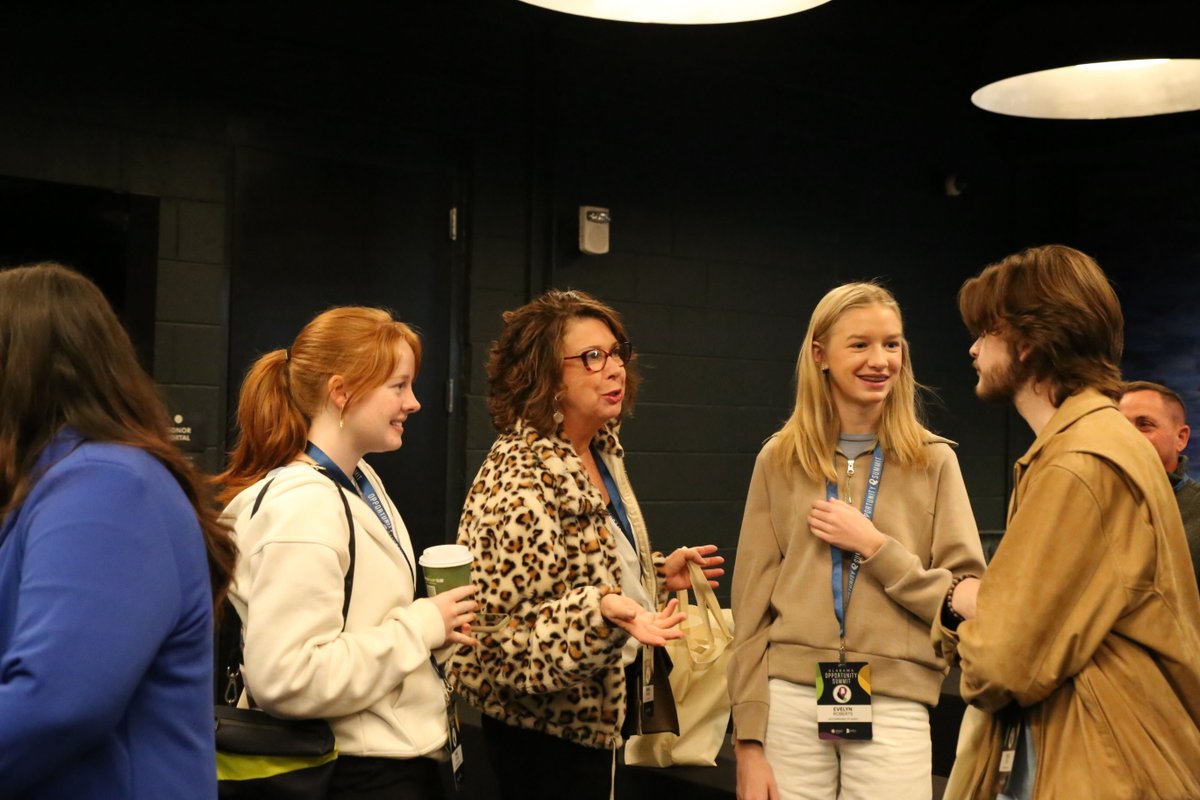 studentvoicesAL's tweet photo. The A+ Student VOICES Team joined the Alabama Opportunity Summit, connecting with leaders statewide to build a brighter future for Alabama students! 🎤 They rocked their student panel, sharing insights on the power of student voices in shaping education policy in Alabama. 👏 https://t.co/vaeJkQtke9