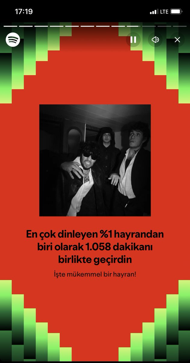 morguzel's tweet photo. Bu yaştan sonra fangirl olduk https://t.co/ipD6Mzs1mm