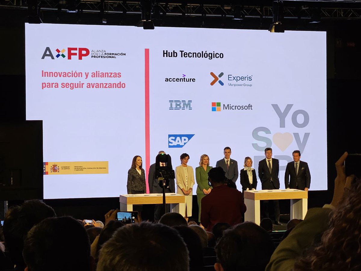 Hemos estado en el evento de la Alianza por la FP del <a href="/educaciongob/">Ministerio de Educación, FP y Deportes</a>

Un orgullo ver los trabajos del alumnado de algunos 
Centros de Excelencia con los que trabajamos en <a href="/businessadn/">BusinessADN</a> como <a href="/HdM1966/">CPIFP Hurtado de Mendoza</a> o <a href="/CarlosOrozaCIFP/">CIFP Carlos Oroza</a> 

El curso que viene muchos más con #ElLibroNoLibro de #IPE