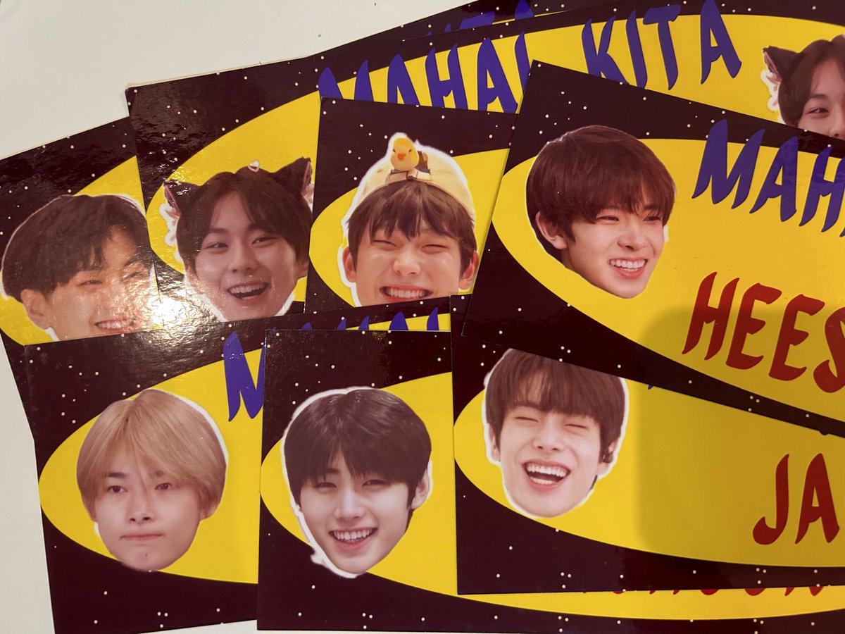 prkjjongcat's tweet image. DUNKIN X ENHYPEN  ‘DES7INED’ FUNMEET FREEBIES 🧺

｡ﾟﾟ･｡･ﾟﾟ｡ 
ﾟ。 OT7 HAND BANNERS 🧡
　ﾟ･｡･ﾟ

ꔛ like and rt to spread
ꔛ strictly 1:1 ratio 
ꔛ super limited qty (leftovers from ncc)
ꔛ exact loc and time: tba
ꔛ first come first serve