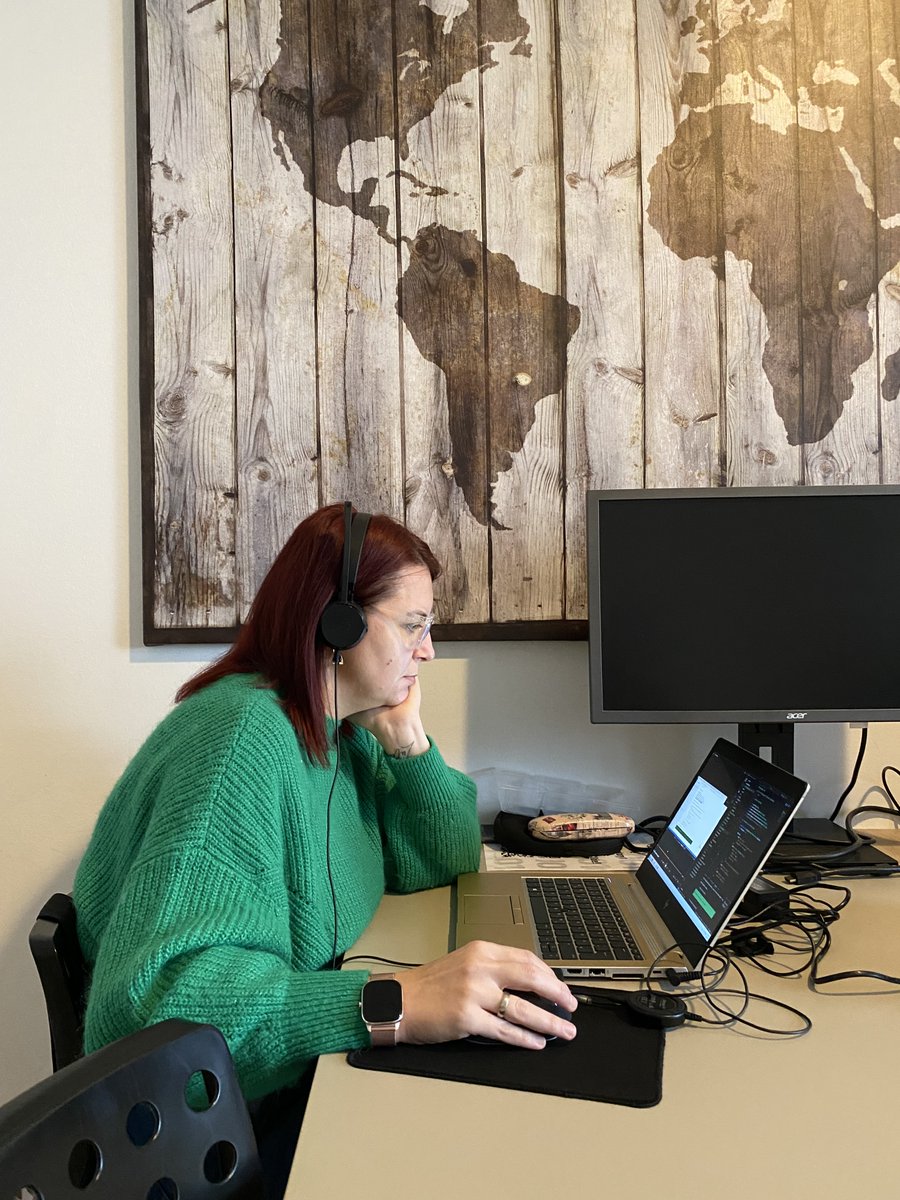 CodeFactoryVIE's tweet image. 💡 Focus, collaboration, and breakthroughs in action!
🖥️ Today, our students are tackling challenging coding tasks, learning by doing, and growing their skills step by step.
💪 Keep up the inspiring work!
____
#LearningInProgress #CodingLife #wecreatedevelopers